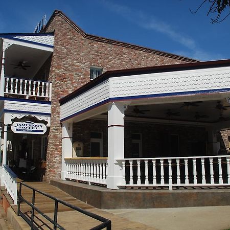 Jamestown Hotel מראה חיצוני תמונה