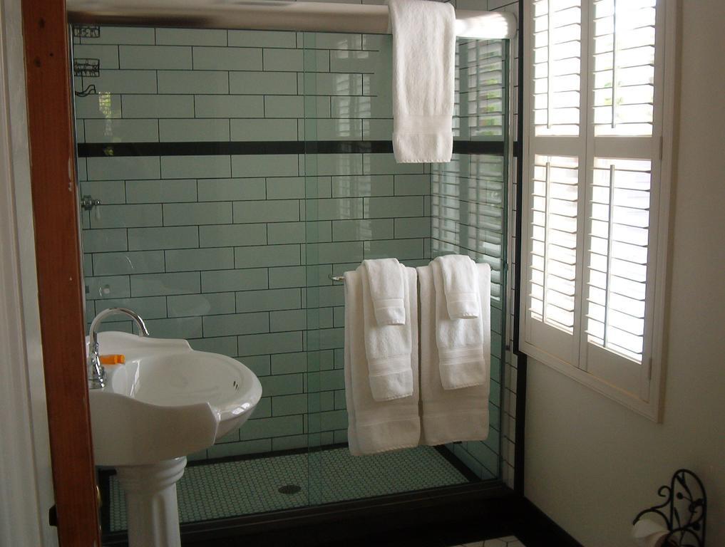 Jamestown Hotel מראה חיצוני תמונה